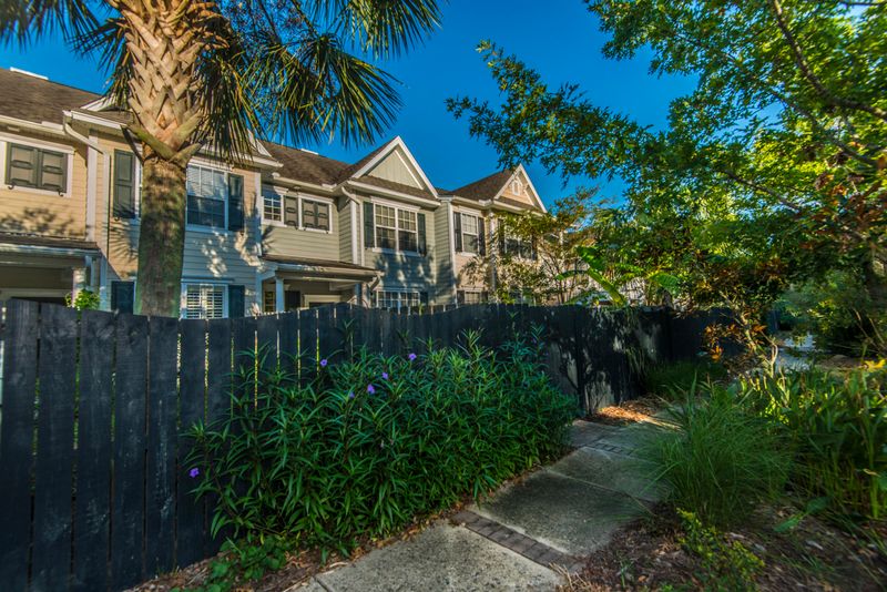 3009 Park West Blvd, Mount Pleasant, SC 29466