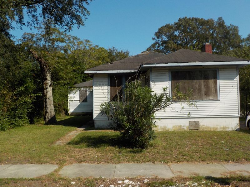 2600 Bennett Yard Rd, North Charleston, SC 29405