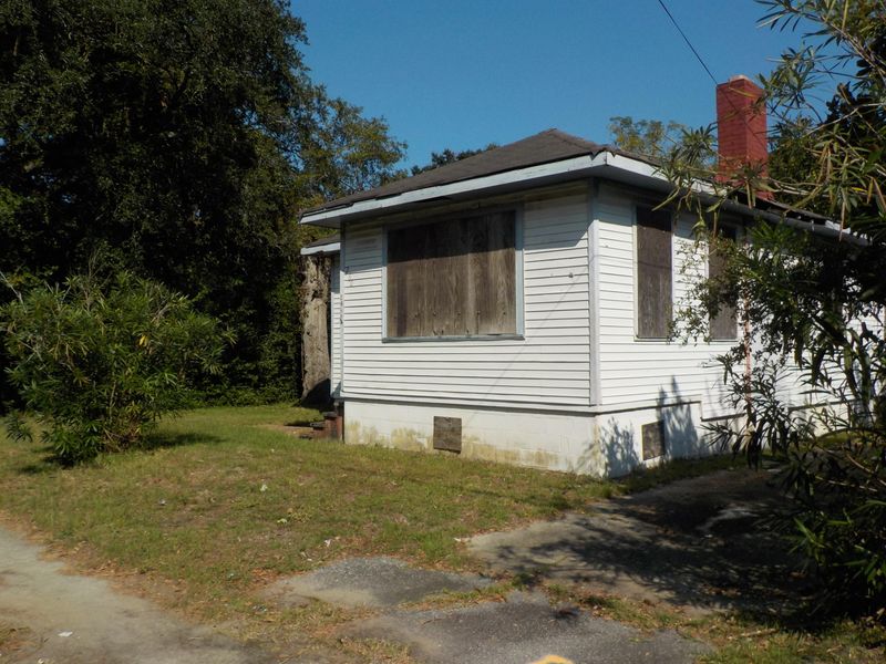 2600 Bennett Yard Rd, North Charleston, SC 29405