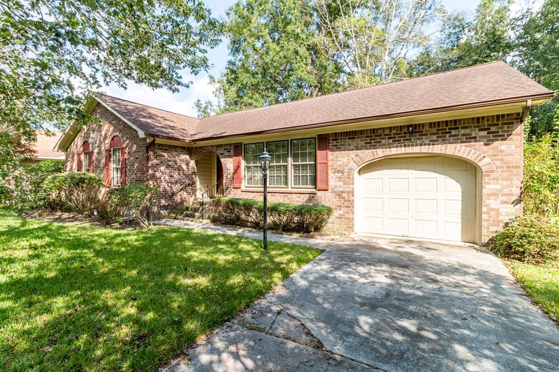 326 Chessington Cir, Summerville, SC 29485