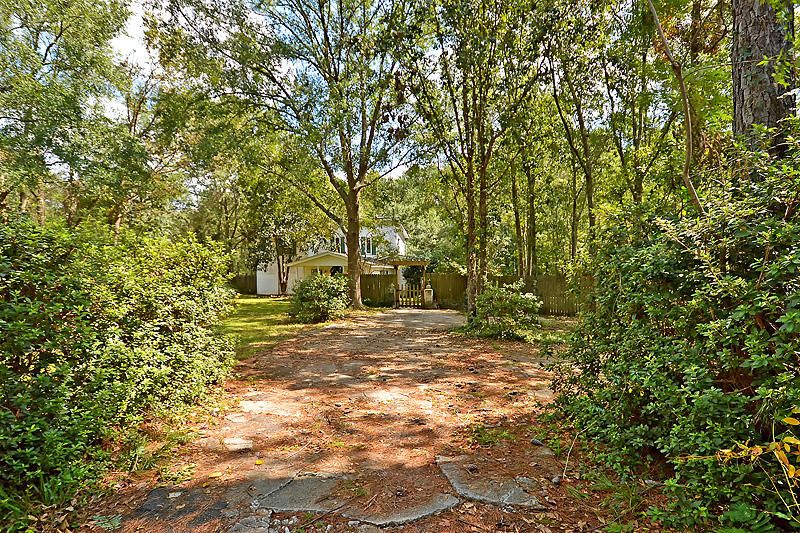 1868 United Dr, Huger, SC 29450