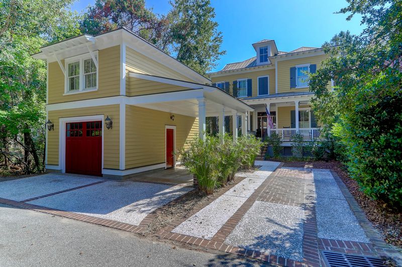 42 Hospitality St, Mount Pleasant, SC 29464
