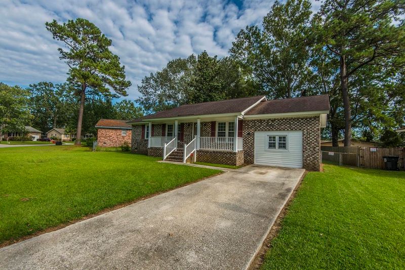 208 Trinity Pl, Ladson, SC 29456