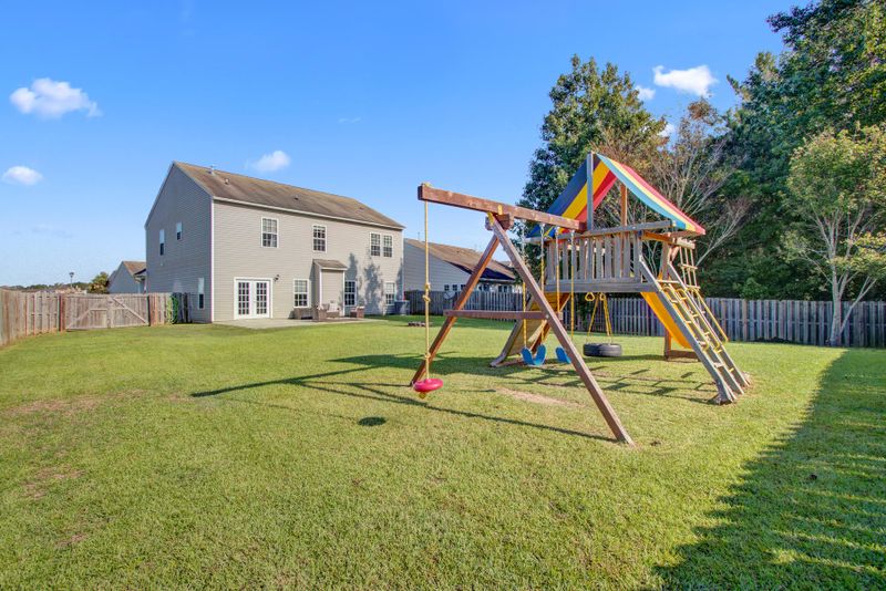 1100 Cates Ct, Summerville, SC 29483
