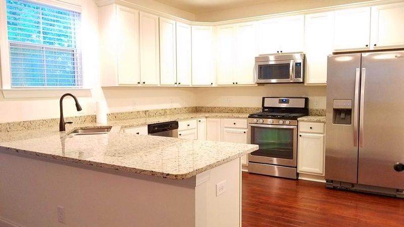 4951 W Liberty Park Cir, North Charleston, SC 29405