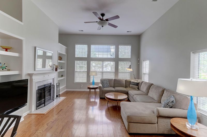 7319 Water Thrush Ct, Hanahan, SC 29410