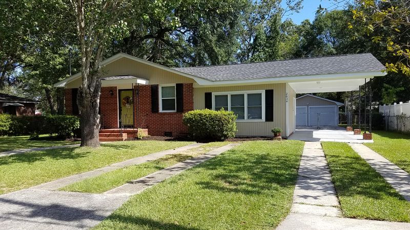 2634 Mona Ave, Charleston, SC 29414