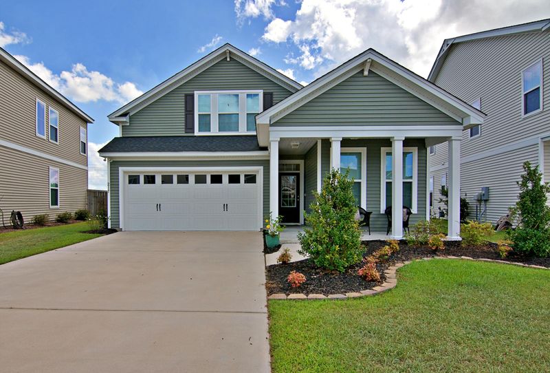 217 Palmetto Walk Dr, Summerville, SC 29486