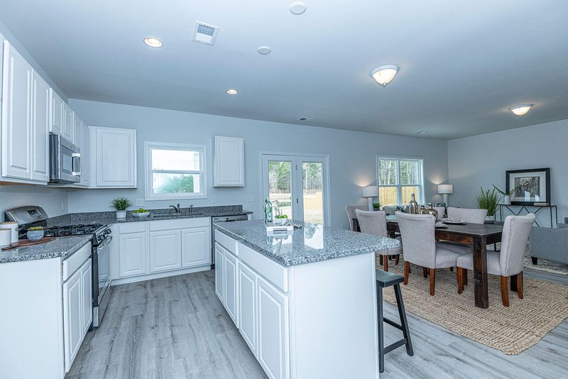 205 Caspian Ct, Summerville, SC 29486