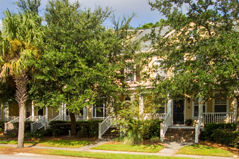 2920 Treadwell St, Mount Pleasant, SC 29466