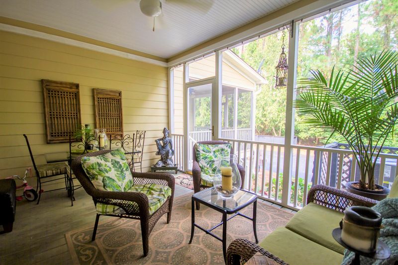 2920 Treadwell St, Mount Pleasant, SC 29466