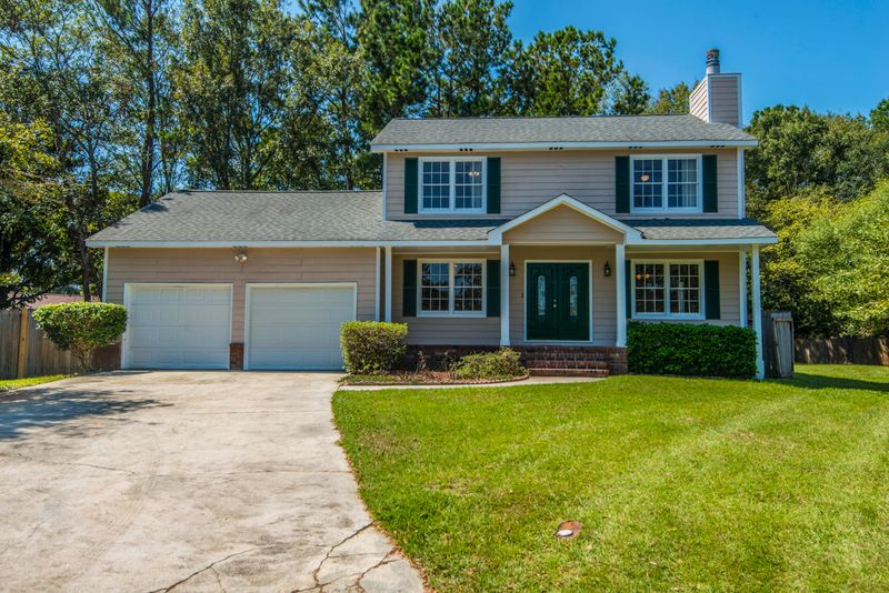 4 Cyprus Ct, Goose Creek, SC 29445