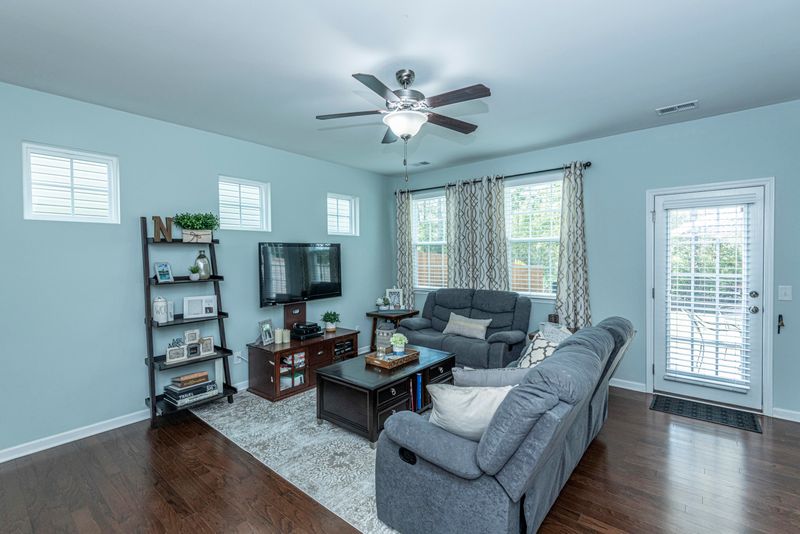 222 Longford Dr, Summerville, SC 29483