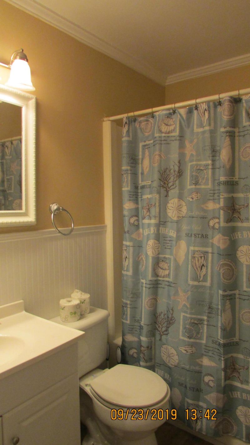 1300 Ocean Blvd #211, Isle Of Palms, SC 29451