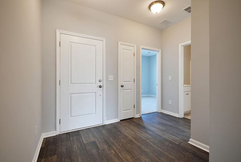 157 Daniels Creek Cir, Goose Creek, SC 29445