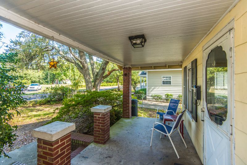 5 Sycamore Ave, Charleston, SC 29407