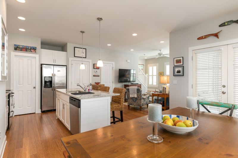 79 Grove St #4, Charleston, SC 29403