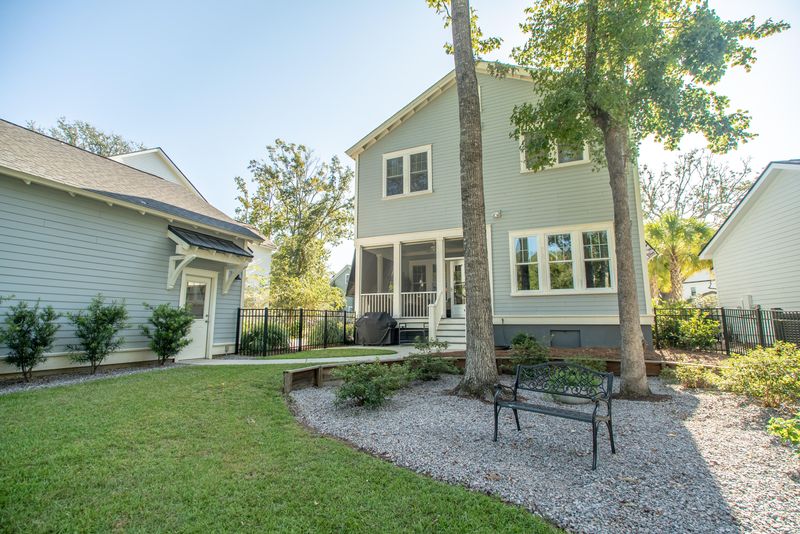 1517 Lindsey Creek Dr, Mount Pleasant, SC 29466