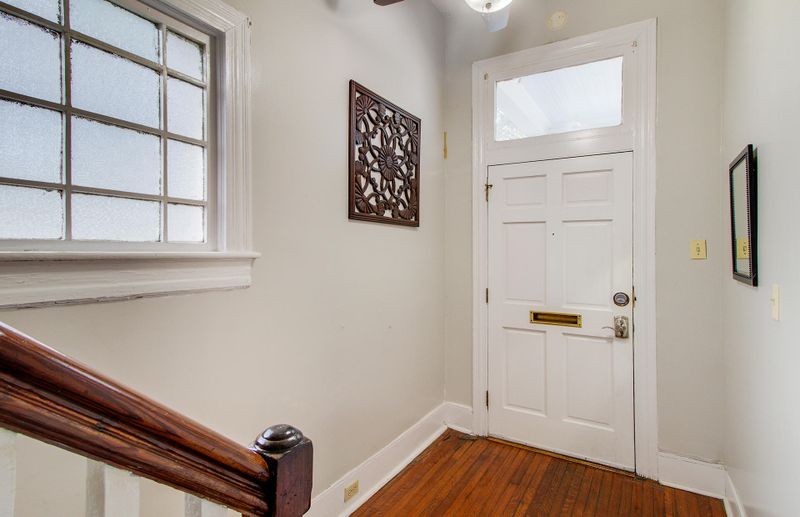 257 Ashley Ave, Charleston, SC 29403