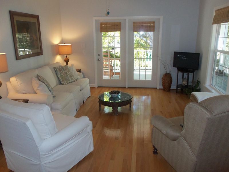 8729 Marsh Aire Ln, Edisto Island, SC 29438