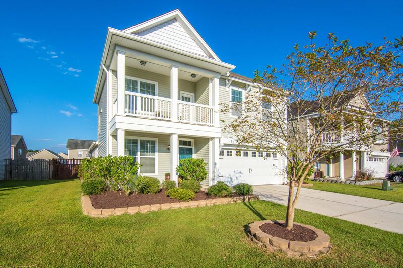 512 Crossland Dr, Moncks Corner, SC 29461