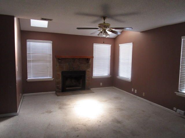 8305 Pleasant Ridge Dr, North Charleston, SC 29420