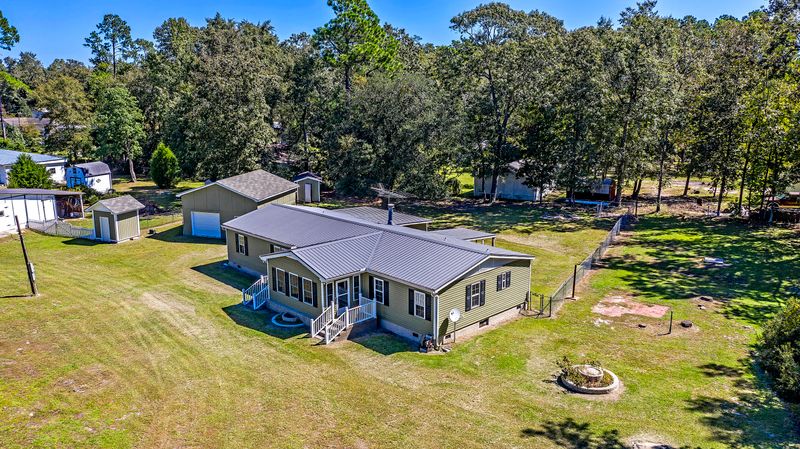 1064 Longpoint Rd, Cross, SC 29436