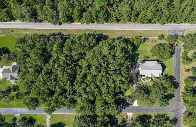 7888 Gull Bay Dr, Awendaw, SC 29429