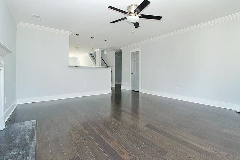 2477 Melville Rd, North Charleston, SC 29406