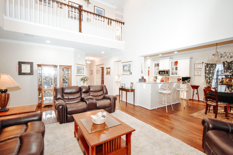 1811 Crossbill Trl, Hanahan, SC 29410