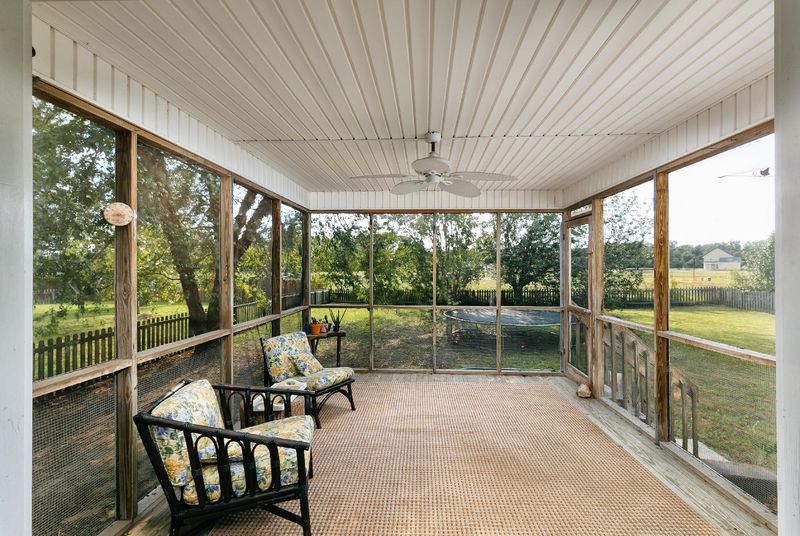 1094 Wayfarer Ln, Charleston, SC 29412