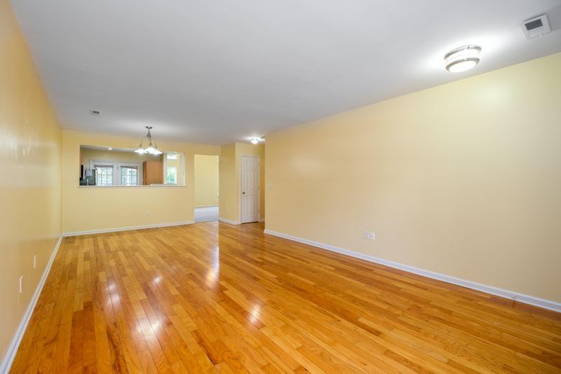 5234 Fernland Way, North Charleston, SC 29420