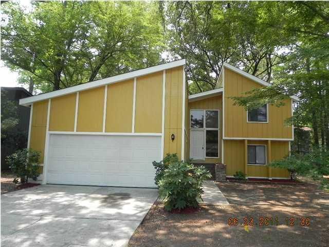 103 Kings Ct, Summerville, SC 29483