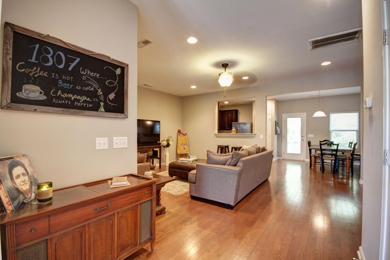 1807 Heldsberg Dr, Charleston, SC 29414