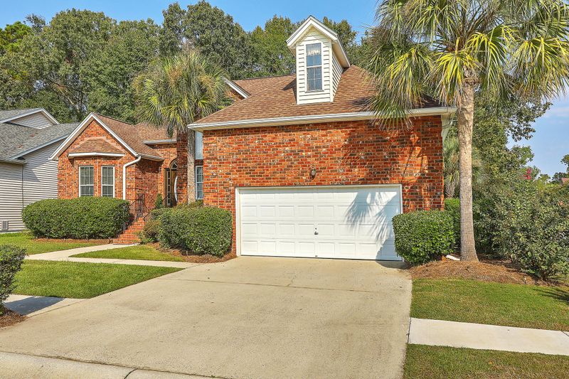 1047 Bidwell Cir, Charleston, SC 29414