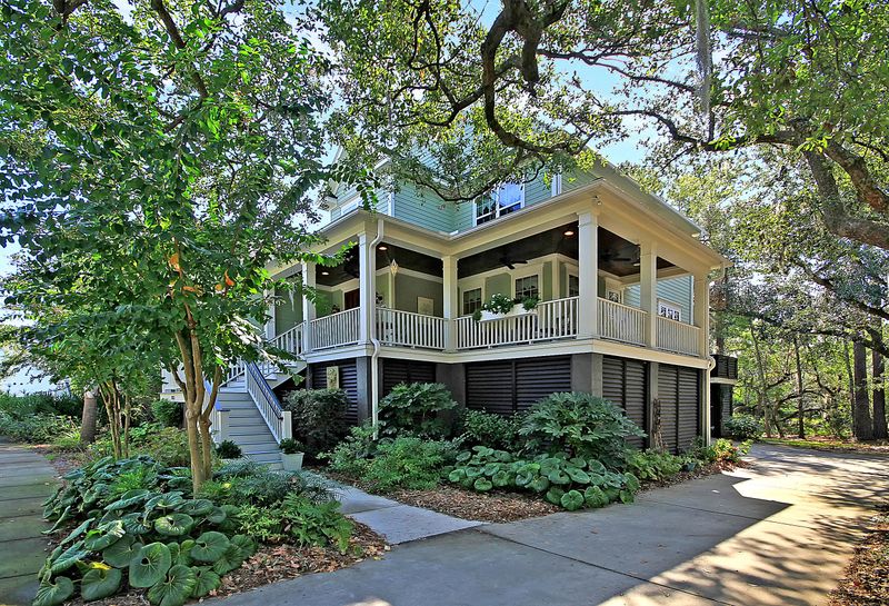 1123 Oak Overhang St, Daniel Island, SC 29492