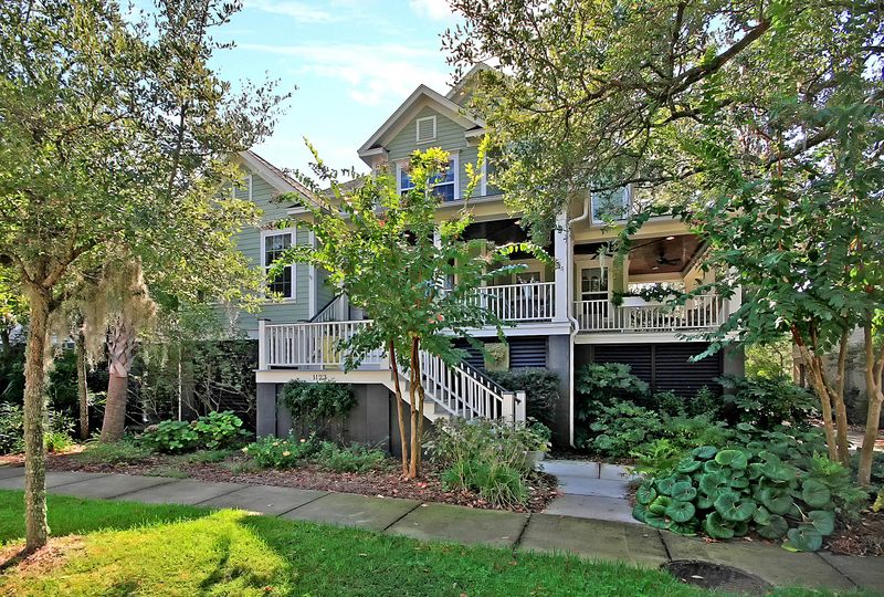 1123 Oak Overhang St, Daniel Island, SC 29492