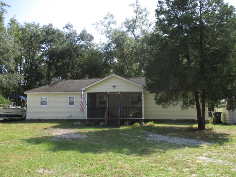 554 Farrell St, Moncks Corner, SC 29461