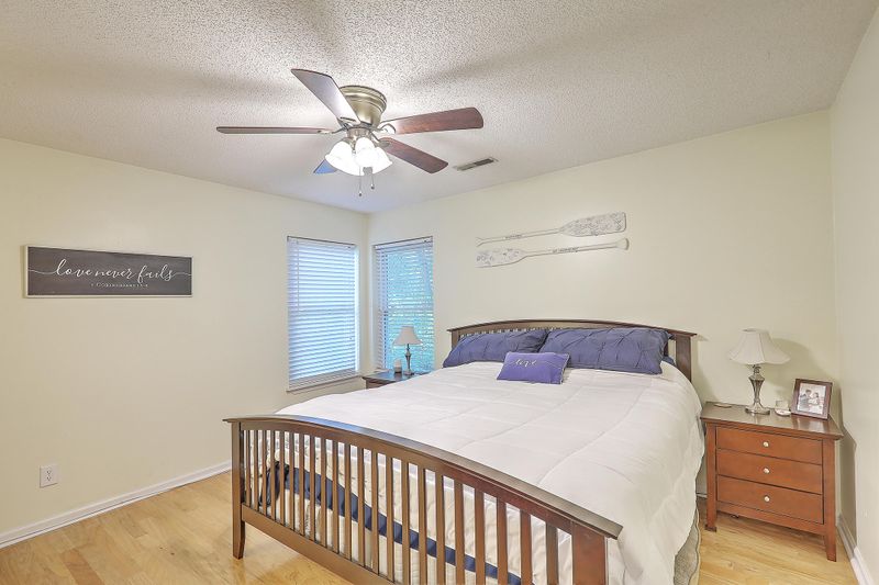 2448 Castlereagh Rd, Charleston, SC 29414