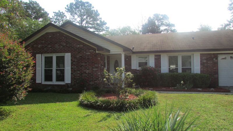 501 Longleaf Rd, Summerville, SC 29486