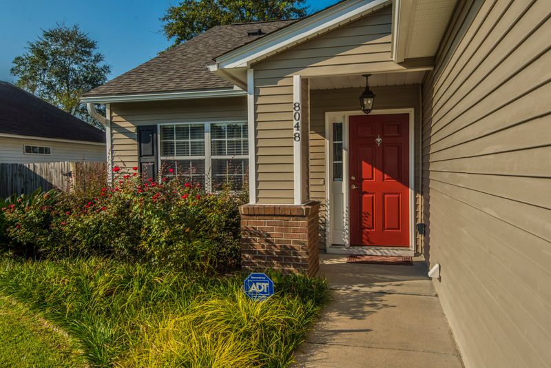 8048 Old London Rd, North Charleston, SC 29406