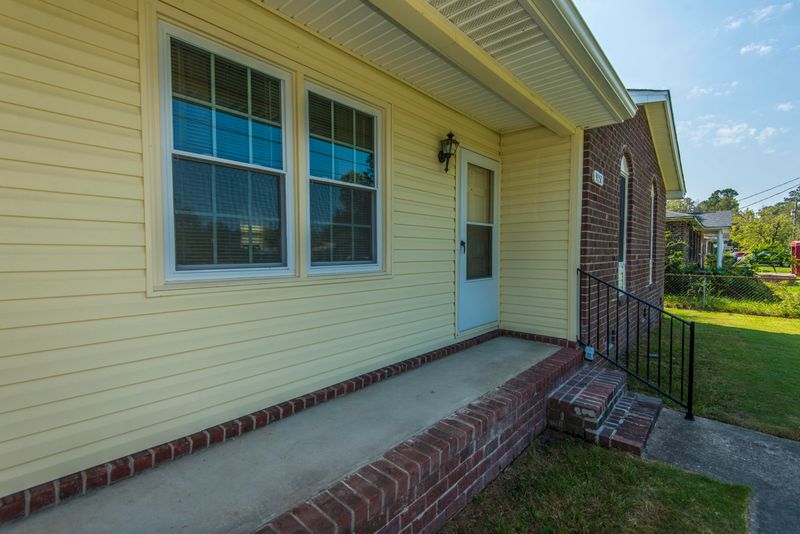 9752 Berrywood Dr, Ladson, SC 29456