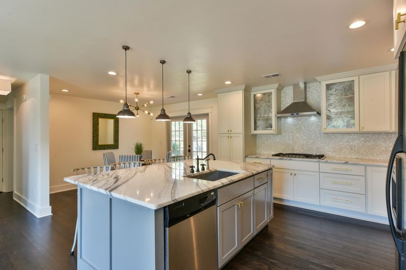 1776 Lady Cooper St, Charleston, SC 29412
