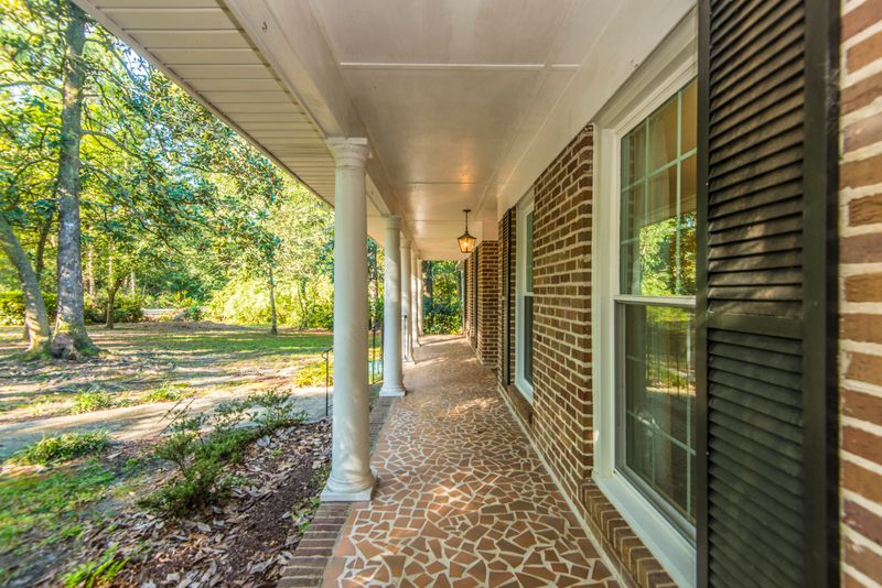 125 Tupper Ln, Summerville, SC 29483