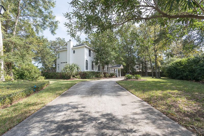 12 Held Cir, Charleston, SC 29412
