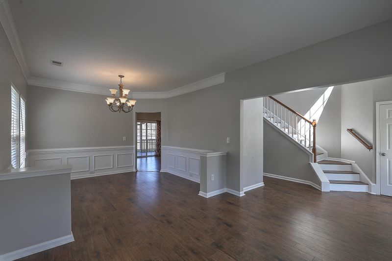 5232 Lenora Dr, Summerville, SC 29485