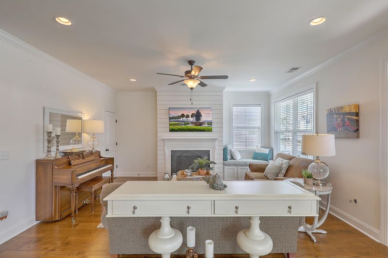 3412 Salterbeck St, Mount Pleasant, SC 29466