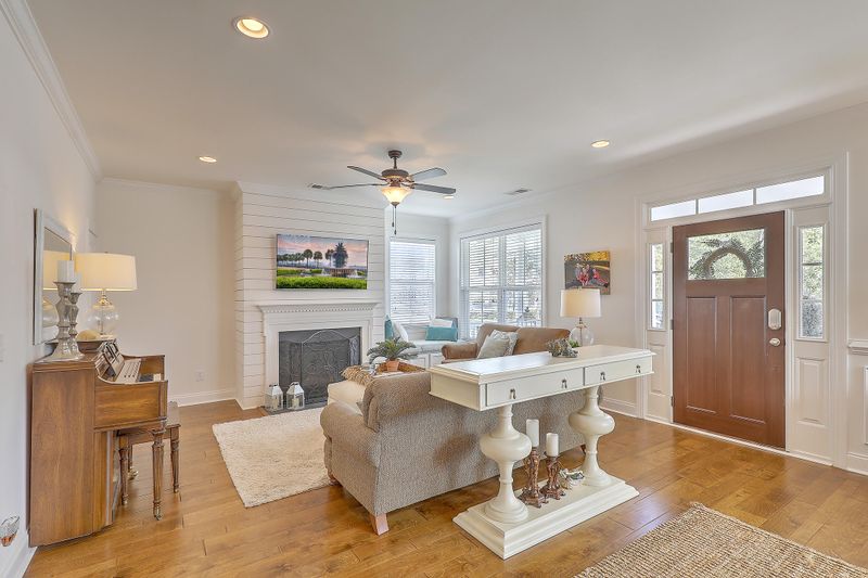 3412 Salterbeck St, Mount Pleasant, SC 29466