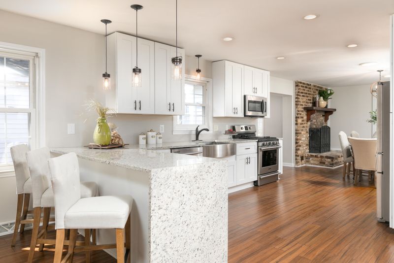 1073 Cottingham Dr, Mount Pleasant, SC 29464