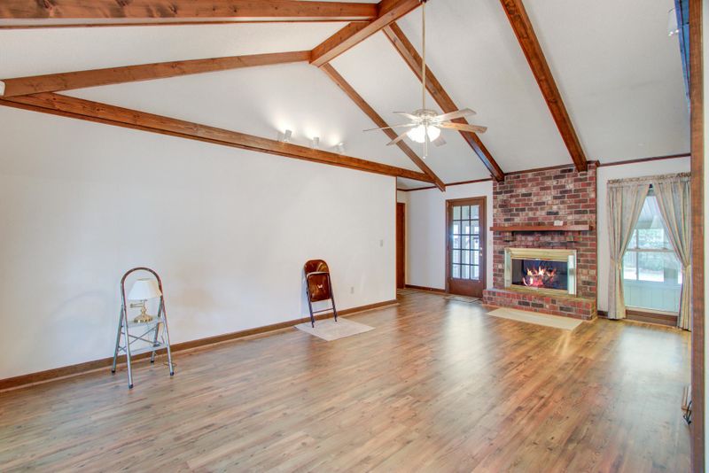 317 Summercourt Dr, Summerville, SC 29485